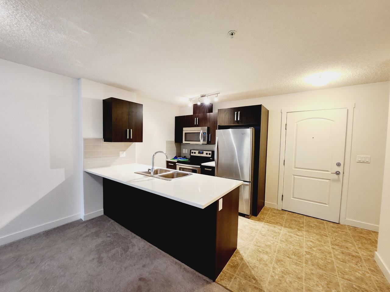 667 Watt Boulevard Southwest 1 - Photo 2 of 13