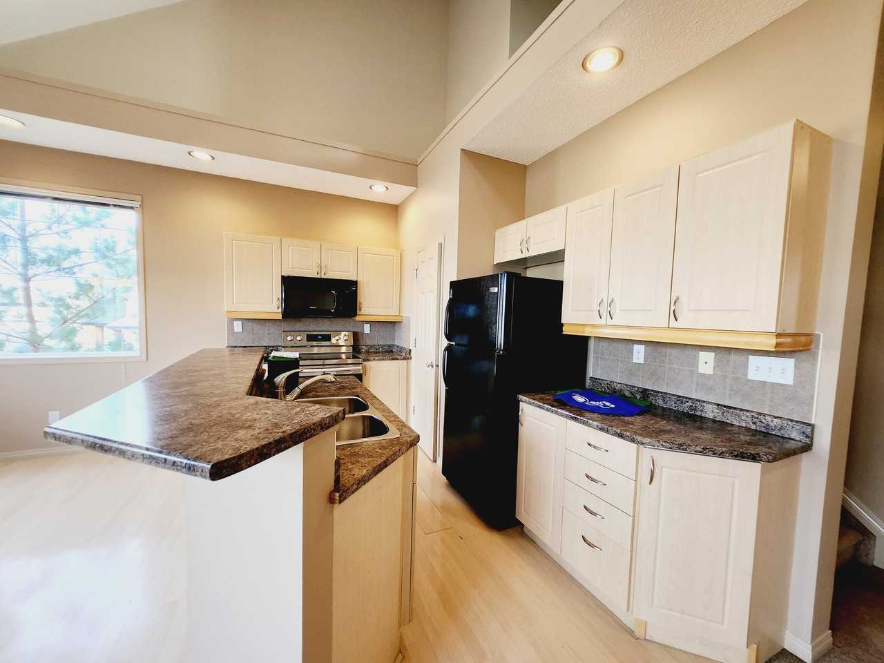 4821 Terwillegar Common Northwest 39 - Photo 3 of 21