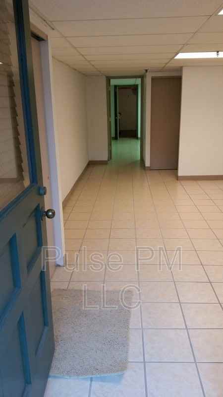 112 E 5th St - Photo 4 of 19