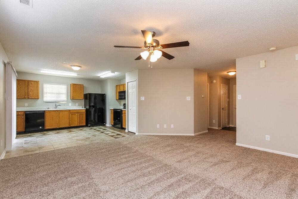 691 Wheat Field Ln - Photo 3 of 15