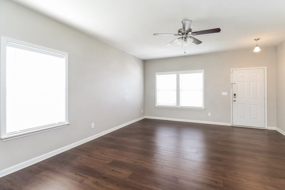 9711 Cayenne Dr - Photo 6 of 17