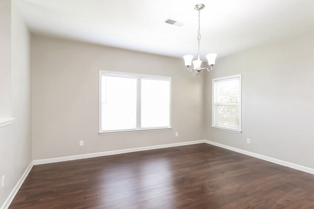 9711 Cayenne Dr - Photo 7 of 17