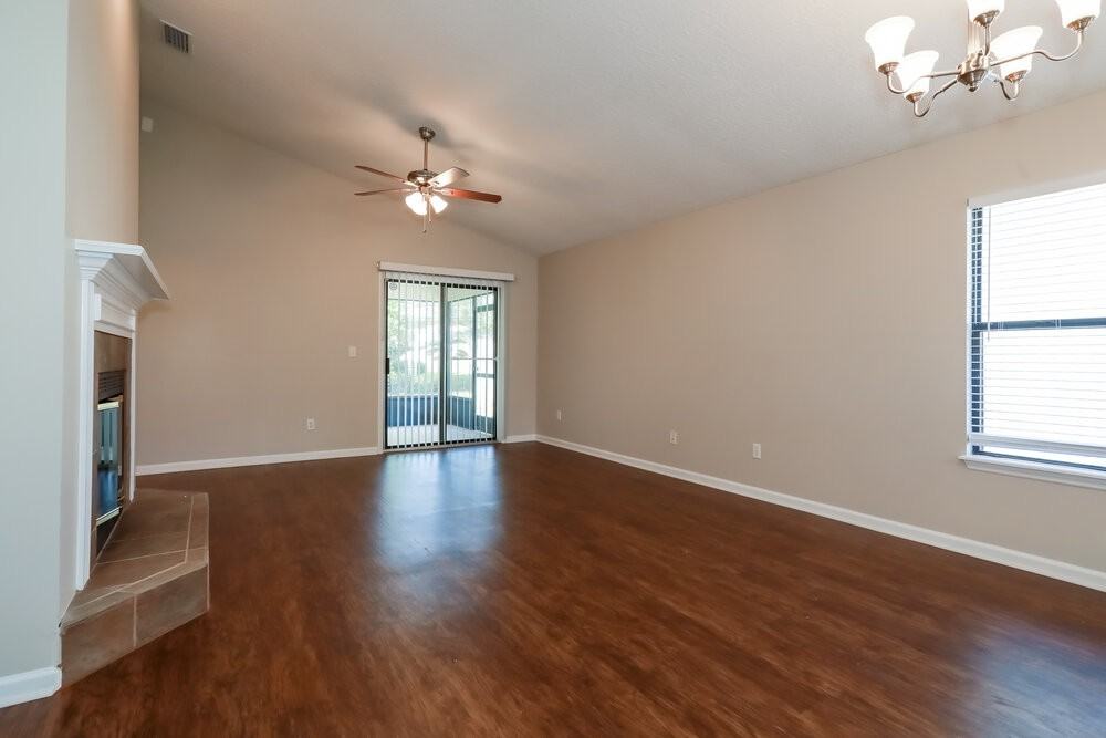 2746 Indigo Hills Ct - Photo 4 of 14