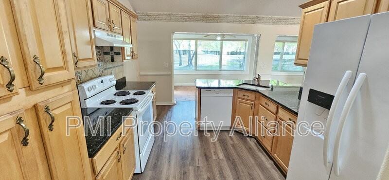 8511 Spyglass Loop - Photo 2 of 15