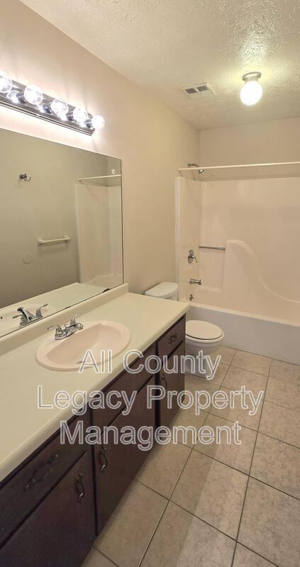 1901 Patterson Ct - Photo 7 of 7