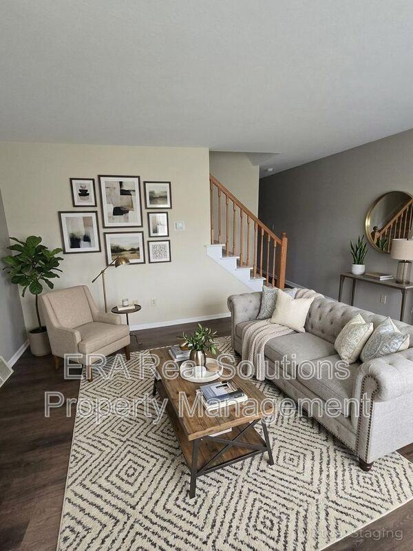 1138 Mccarley Dr E - Photo 2 of 17