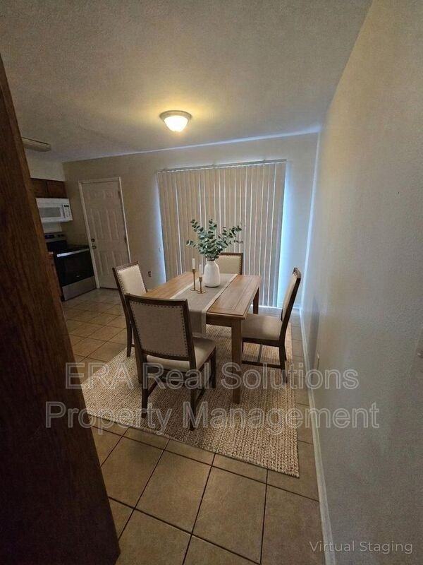 1138 Mccarley Dr E - Photo 4 of 17