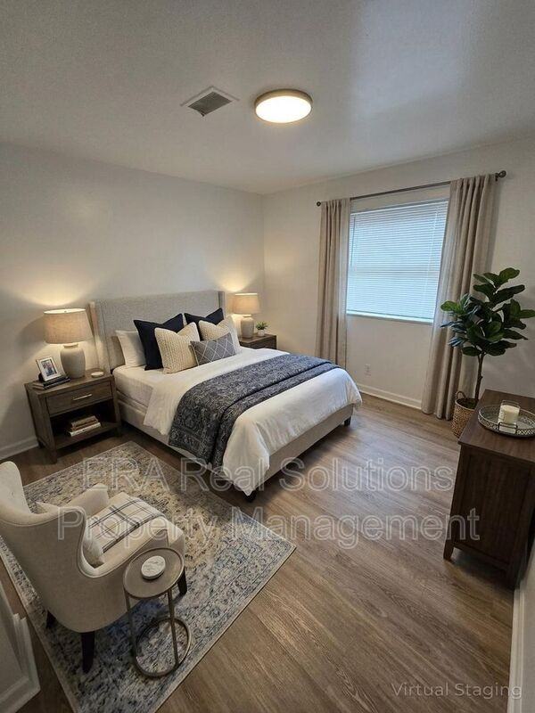 1072 Forest St #D - Photo 4 of 12