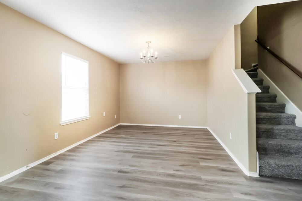 21211 Linden House Ct - Photo 7 of 17