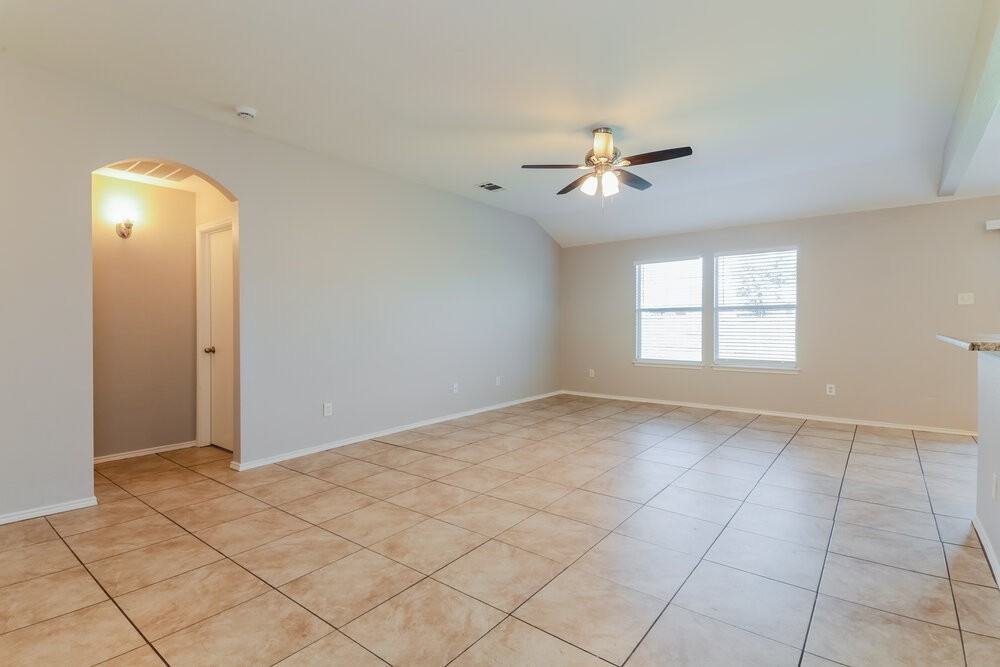 9723 Checota Dr - Photo 6 of 19