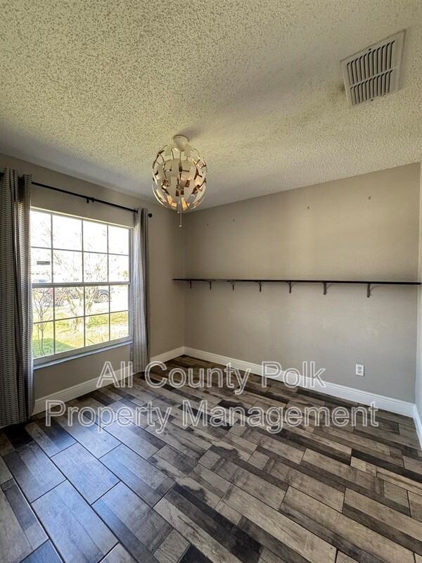 4606 Cheyenne Point Trl - Photo 4 of 27