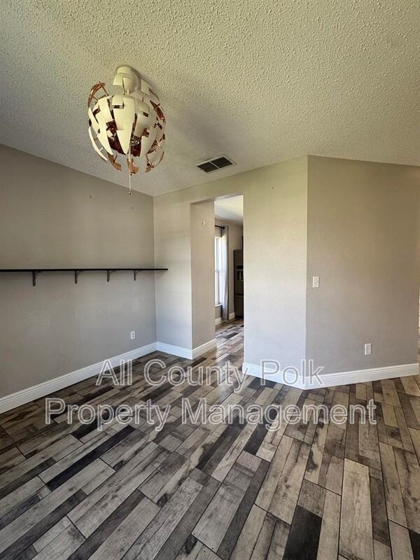 4606 Cheyenne Point Trl - Photo 5 of 27