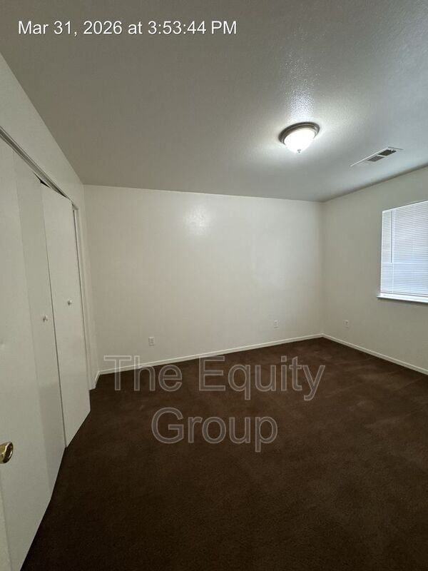 952 Mehlert St - Photo 7 of 19