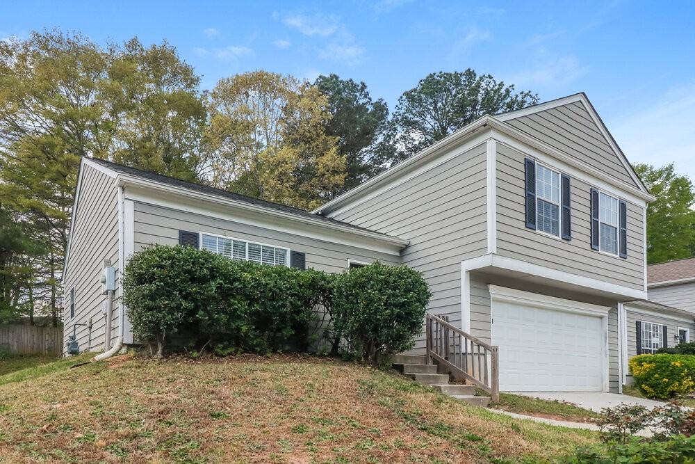 6514 Eastbriar Dr - Photo 4 of 17