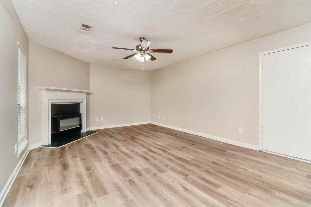 6514 Eastbriar Dr - Photo 6 of 17