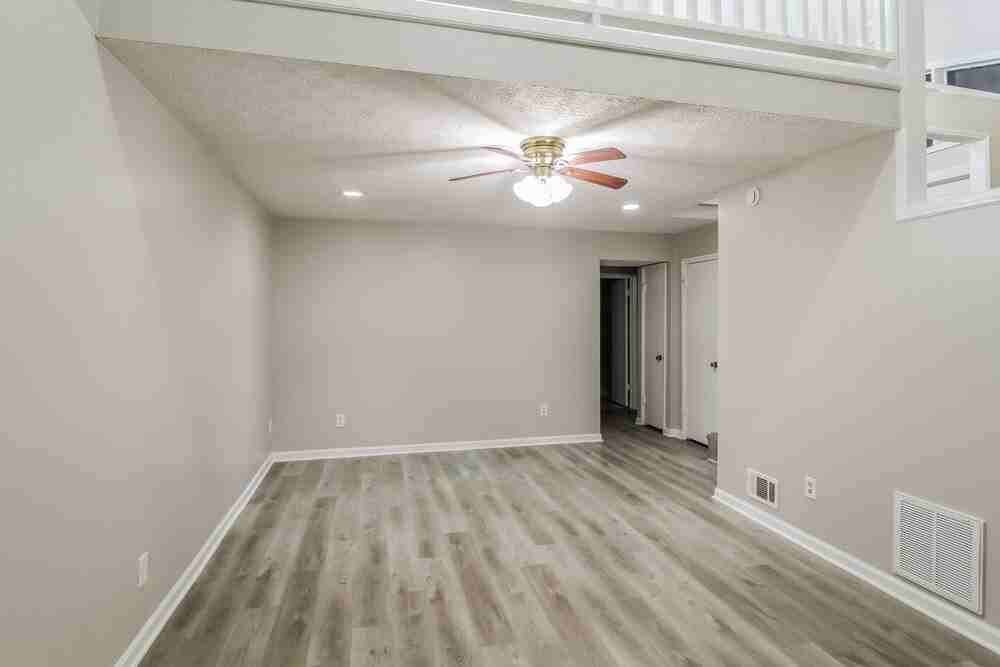 6875 Fielder Ct - Photo 6 of 18