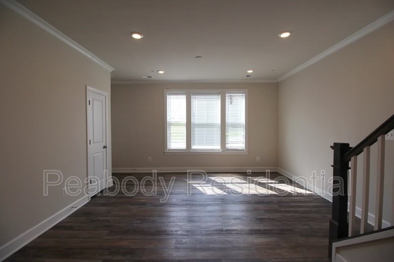 14911 River Walk Way - Photo 4 of 26