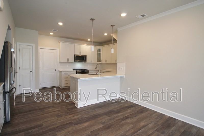 14911 River Walk Way - Photo 7 of 26