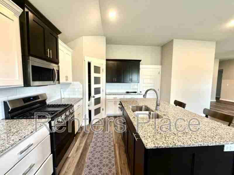 14975 S Poplar Pl - Photo 3 of 17