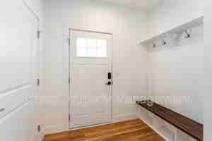 featured image of 68 Legend Trl