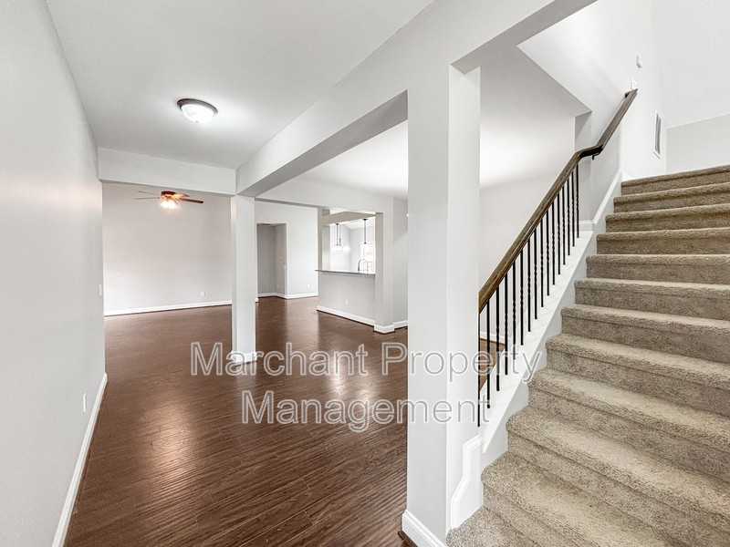 30 Caperton Way - Photo 3 of 22