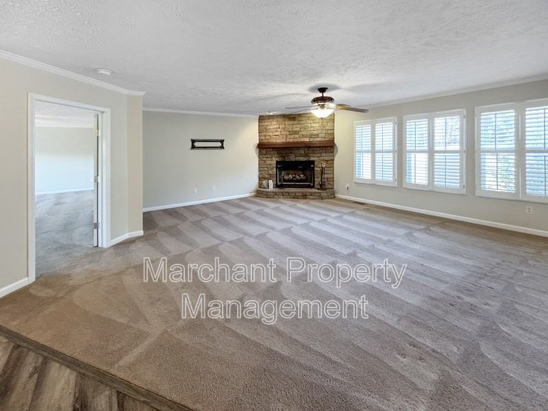 99 Forestville Rd - Photo 4 of 7