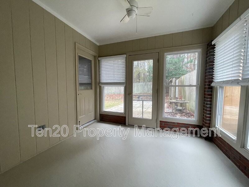 113 Maplebrook Ct - Photo 5 of 8