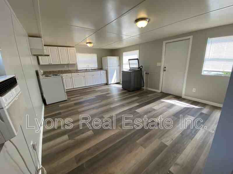 2045 Bahia Ln - Photo 3 of 14