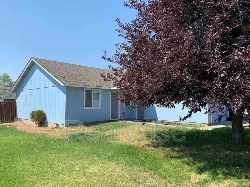 1231 Sw 33rd St - Photo 2 of 17