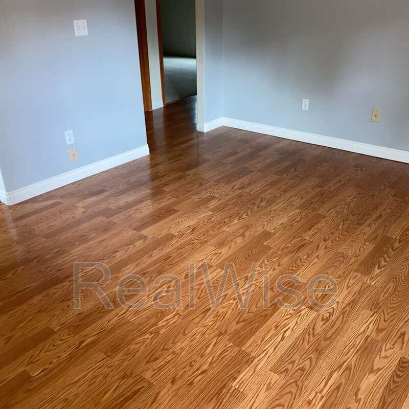 2564 Ne Douglas Ave - Photo 6 of 30