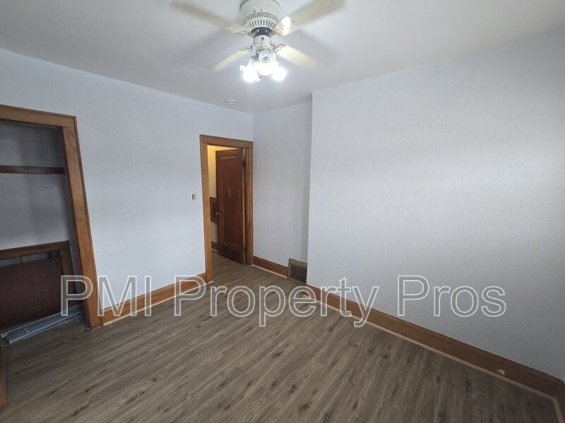 4227 N 26th St - Photo 7 of 10