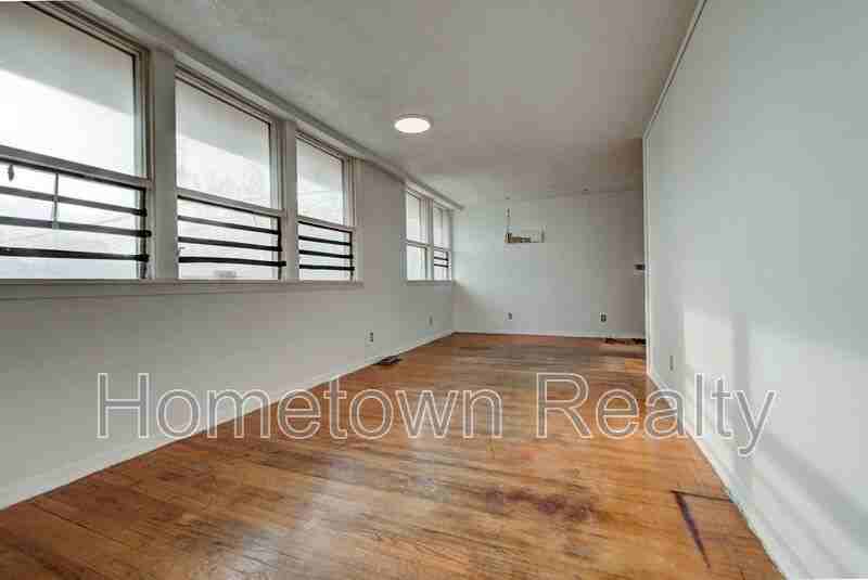 2817 N Virginia Ave - Photo 6 of 22