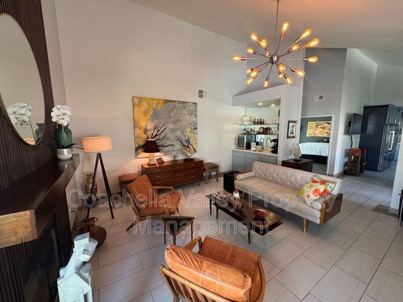 43584 Via Magellan Dr - Photo 7 of 50