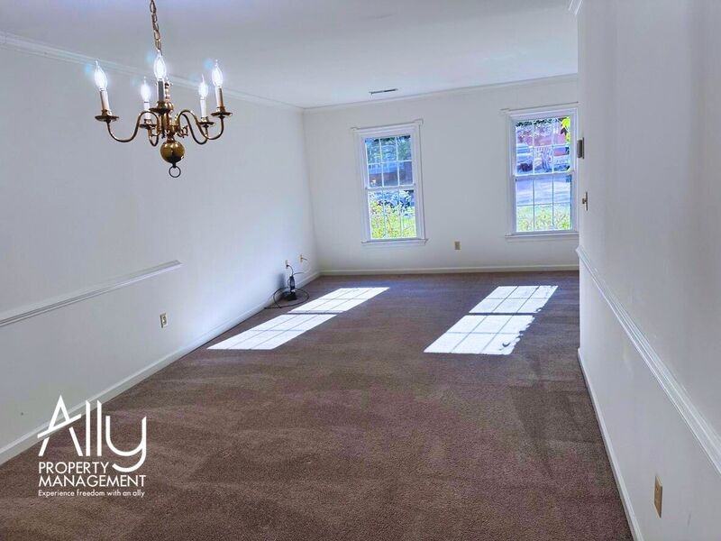 1515 Westfield Ct - Photo 3 of 16