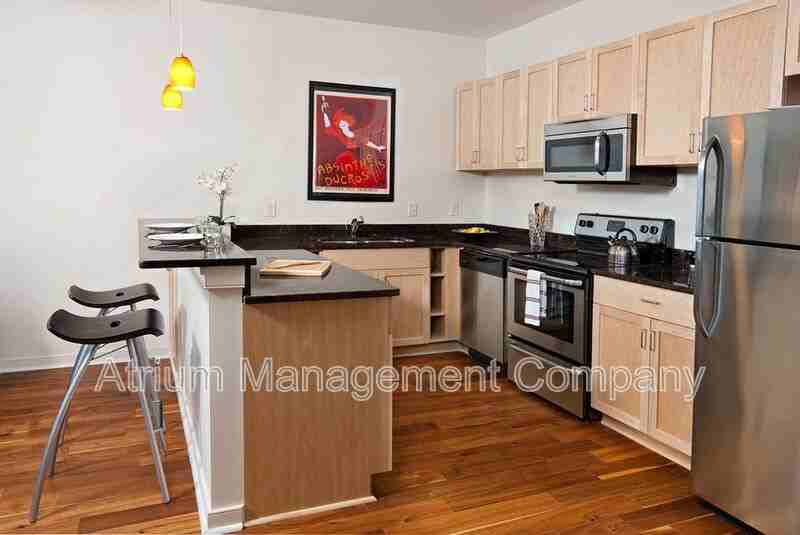 3611 E Marshall St #B302 - Photo 4 of 32