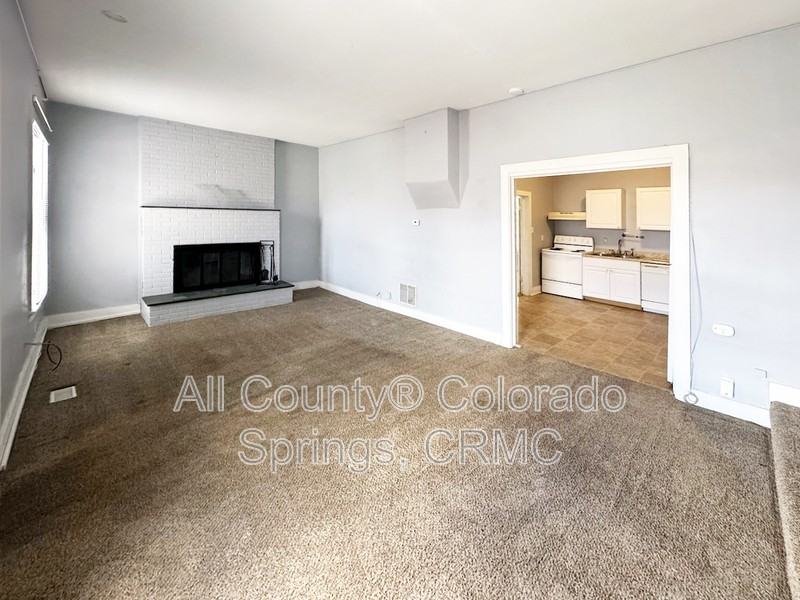 217 N 1st St - Photo 2 of 13