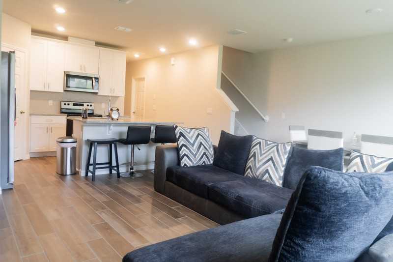 561 Legacy Loop - Photo 3 of 19