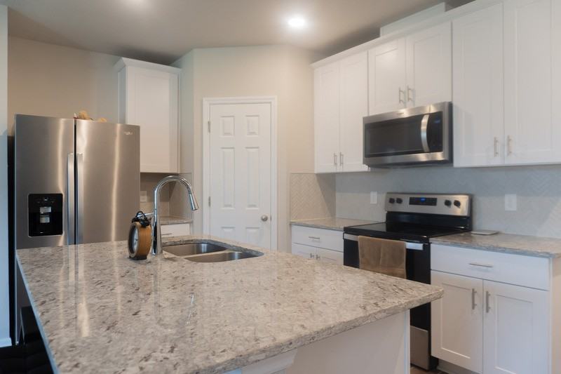 561 Legacy Loop - Photo 6 of 19