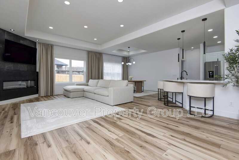 5075 Ferdinand Ct - Photo 3 of 24