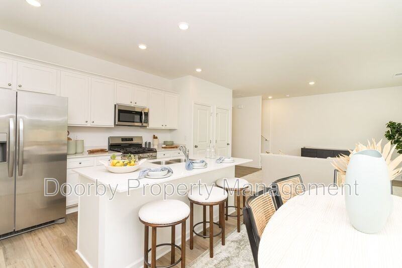 114 Saddlebred Way - Photo 4 of 25