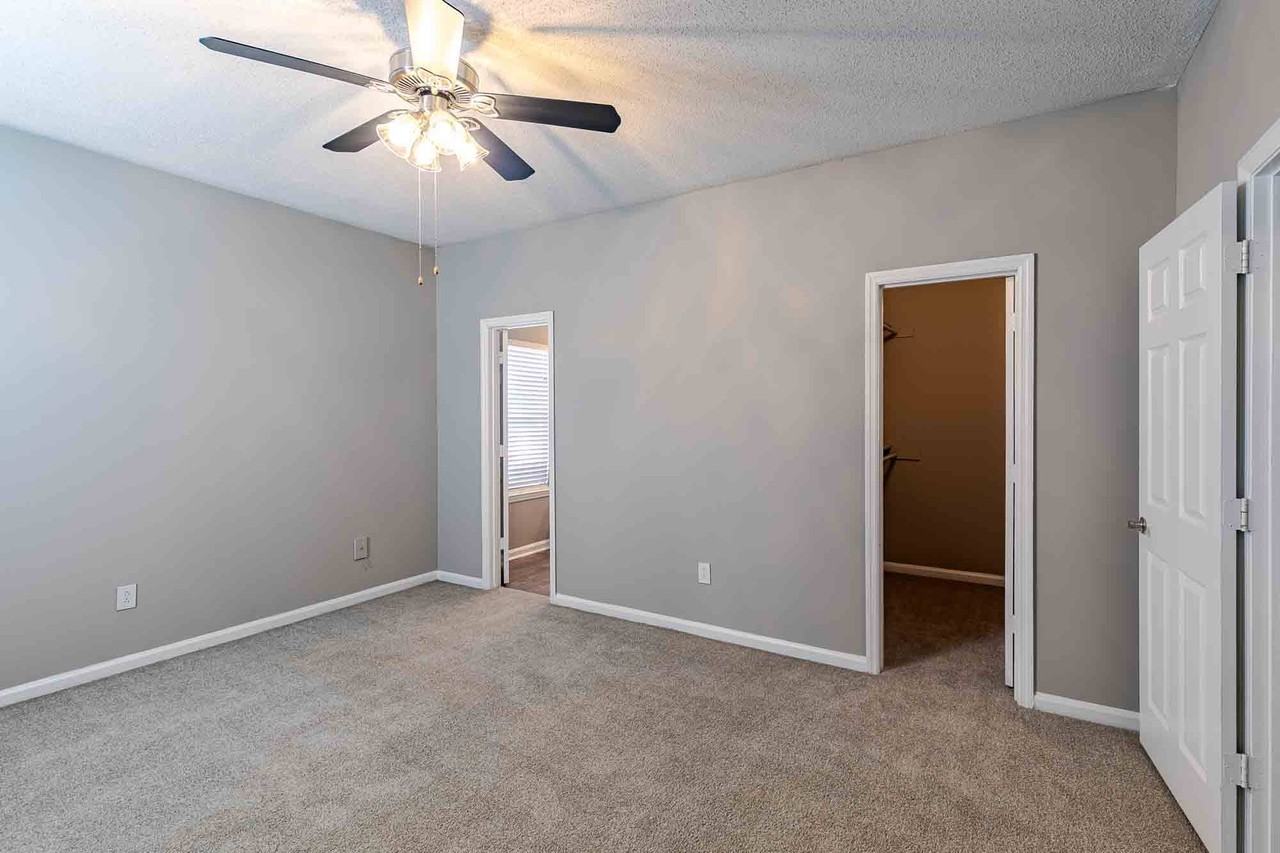 Austin Chase Apartments - Photo 5 of 20