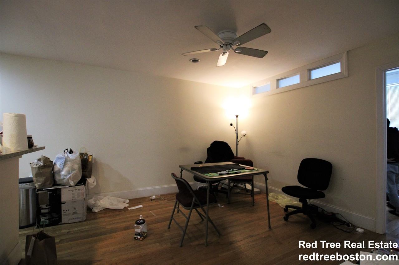 324 Saint Paul St #6 - Photo 6 of 12