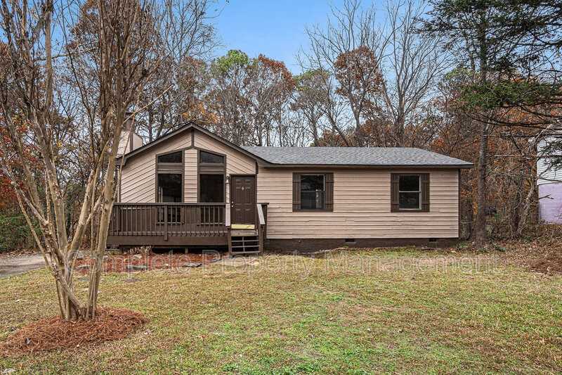 784 15th Ct Nw - Photo 2 of 27