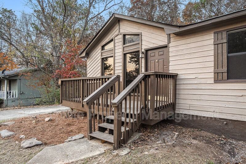 784 15th Ct Nw - Photo 6 of 27