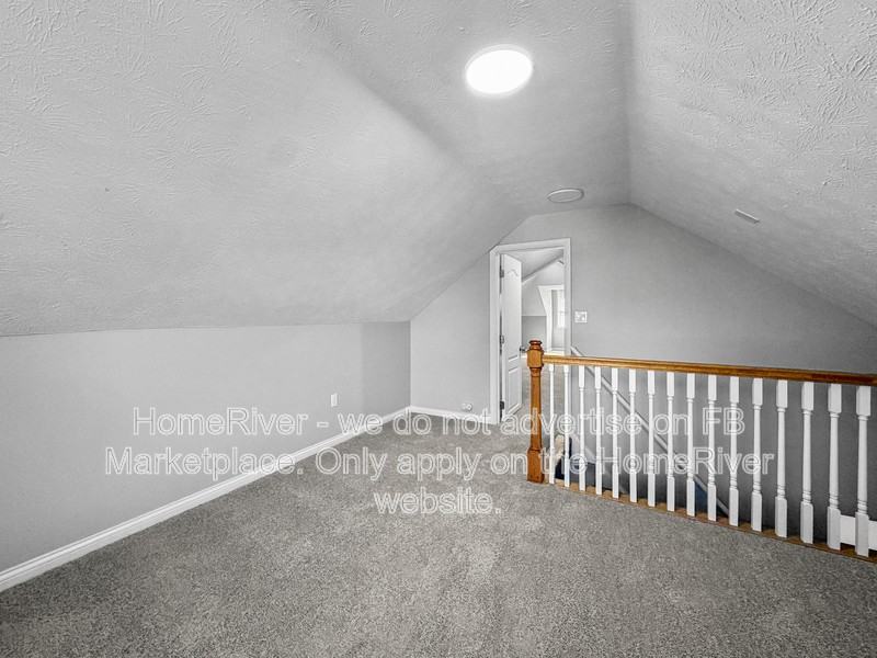 628 S 39th St - Photo 7 of 19