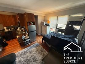 732 W Bittersweet Pl #908 - Photo 1 of 1