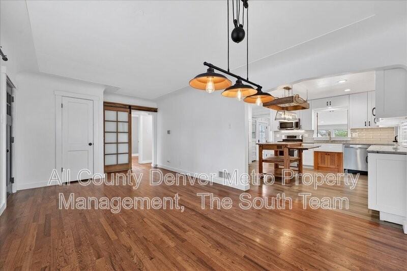 6473 S Prescott St - Photo 4 of 21