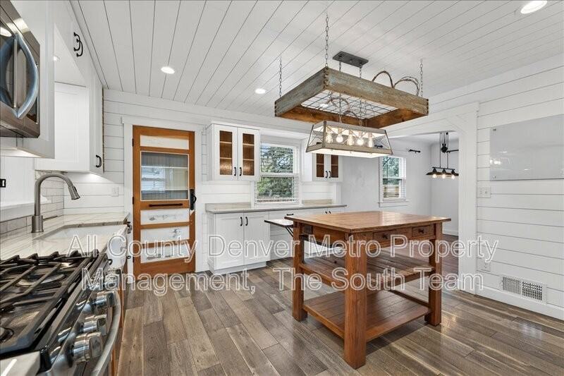 6473 S Prescott St - Photo 6 of 21