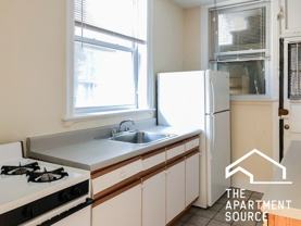 5212 N Damen Ave #1 - Photo 1 of 1