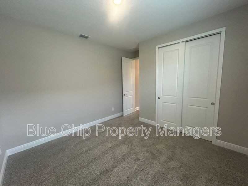 1125 British Cir - Photo 6 of 21